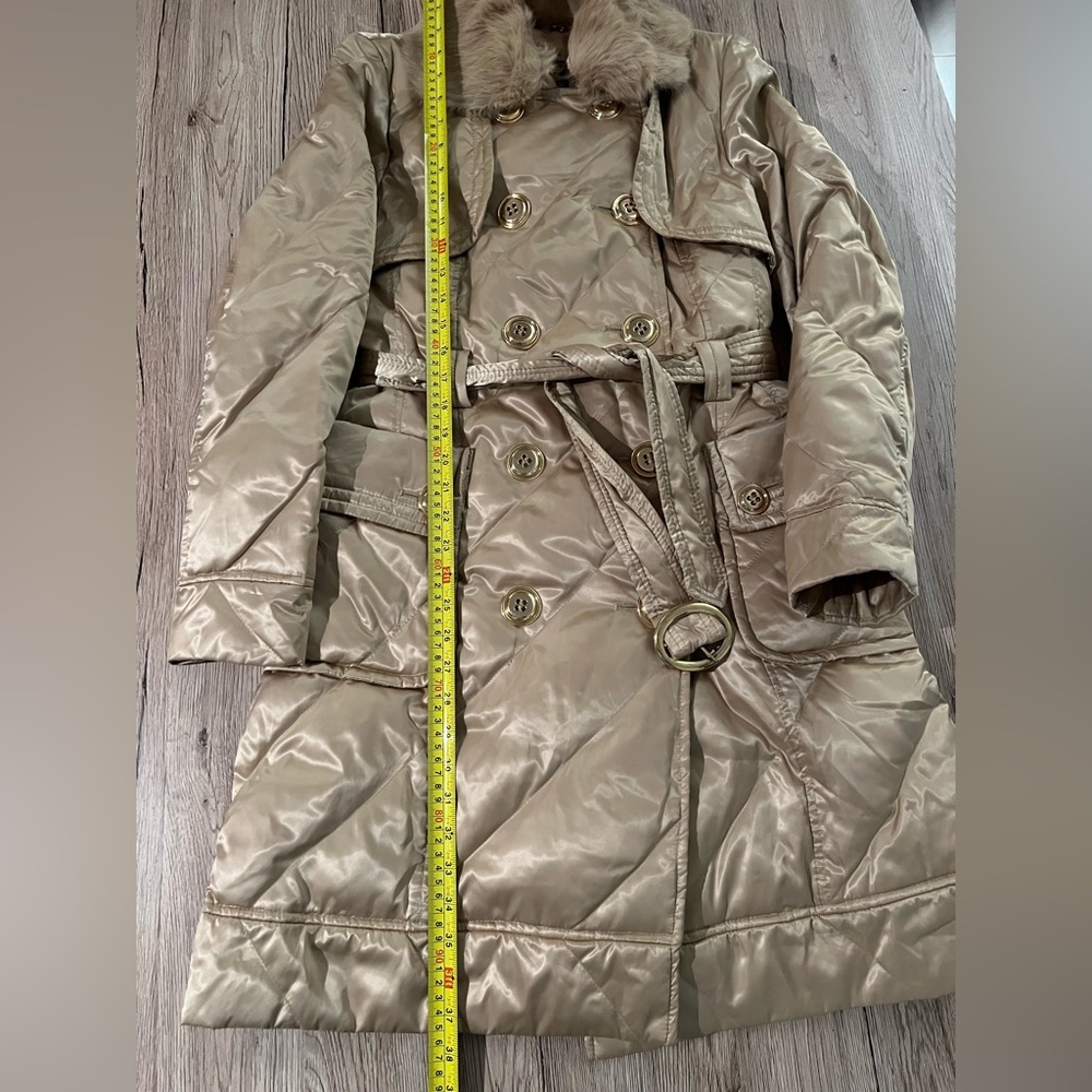 Coat - Picture 16 of 16